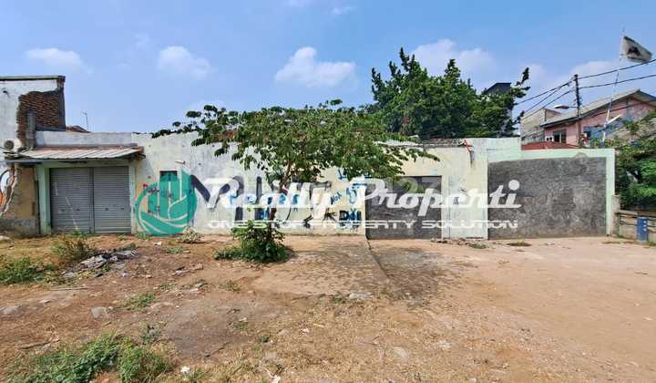 rumah pinggir jalan cocok utk usaha dekat Tol Jatiwaringin Bekasi 2