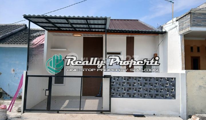 Modern Minimalist 1-Story House in a Complex in North Tambun, Bekasi