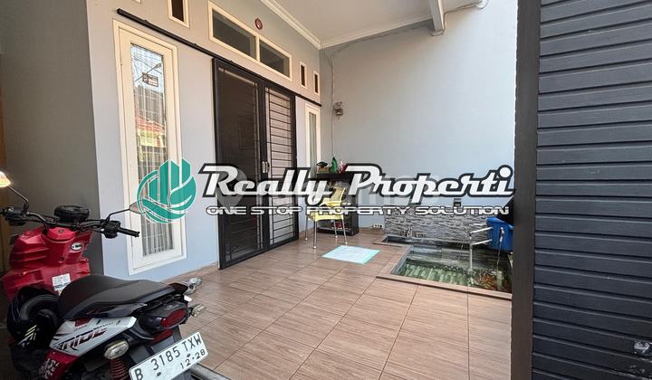 Rumah SHM 2 Lt Semi Furnished di Galaxy Jakasetia Bekasi Selatan 2