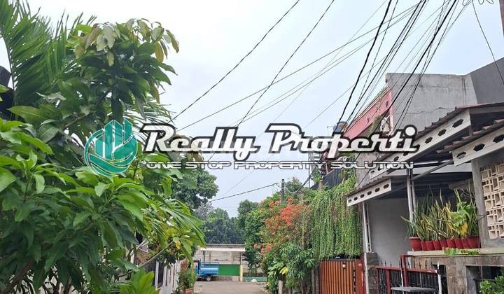 Rumah Komplek 2 LT Siap Huni Dekat LRT Cikunir dan Tol Jatibening 2