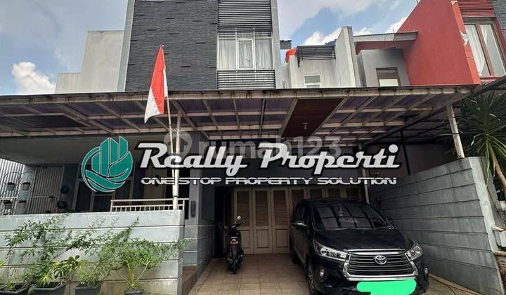 House in a Cluster in Pondok Kelapa, Duren Sawit, East Jakarta