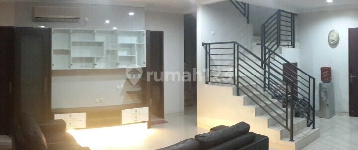 RUMAH HOEK DI PERMATA PURI MEDIA 4