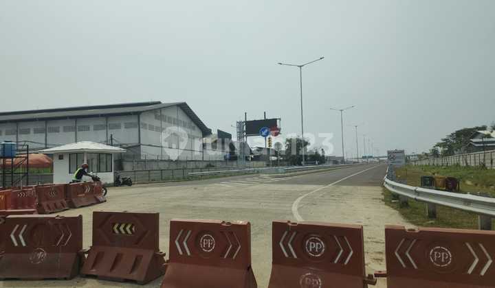 Lot on Teluk Naga Main Road