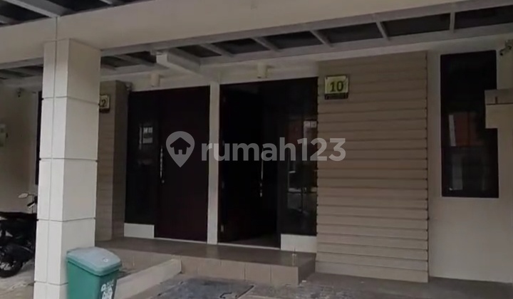 Green Village Boulevard Tangerang House