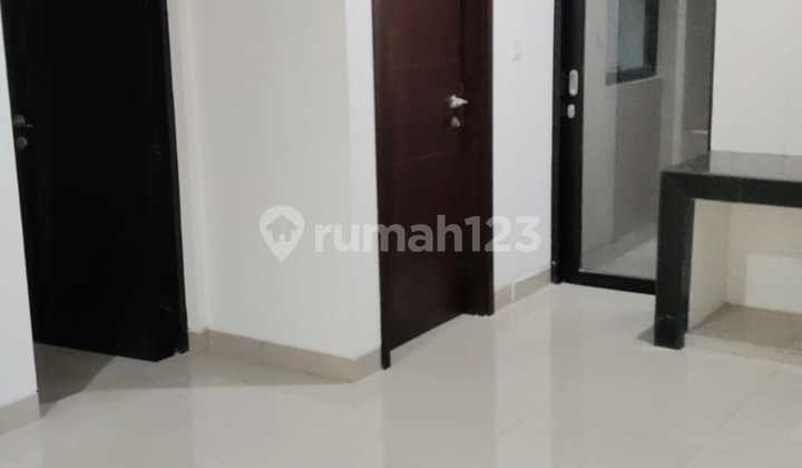 Disewakan Rumah Green Royal Semi Furnished 2