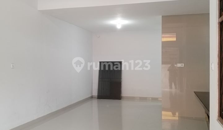 House in Poris Indah, Cipondoh - Tangerang 2