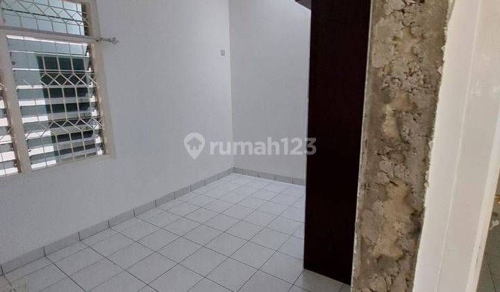Disewakan Rumah di Tanjung Duren Gg 1 Jakarta Barat 7