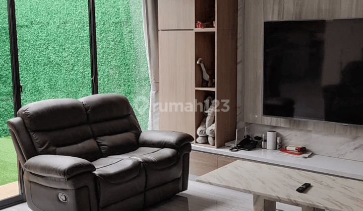 Dijual Rumah di Perumahan Mewah Green Garden Kembangan, Jakarta Barat 2