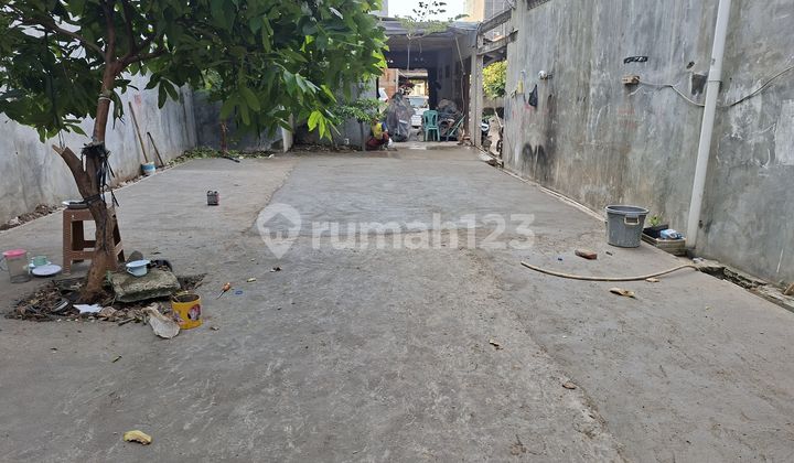 For Sale Rental House in Jembatan Besi, Tambora - West Jakarta 2