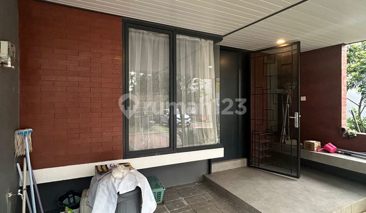 Dijual Rumah Freja Suite Bsd, Pagedangan - Tangerang