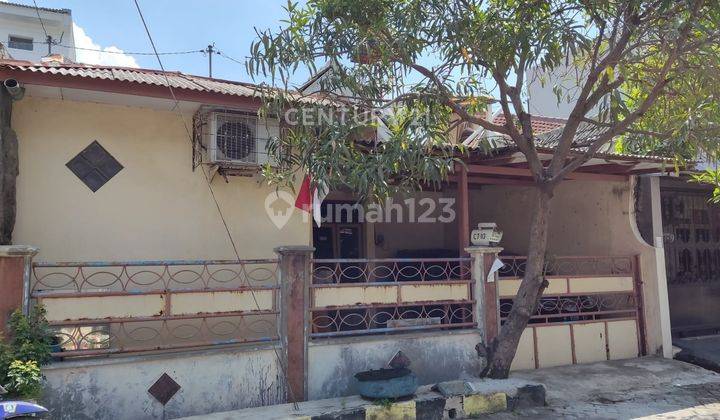tampak depan rumah siap digunakan di daerah