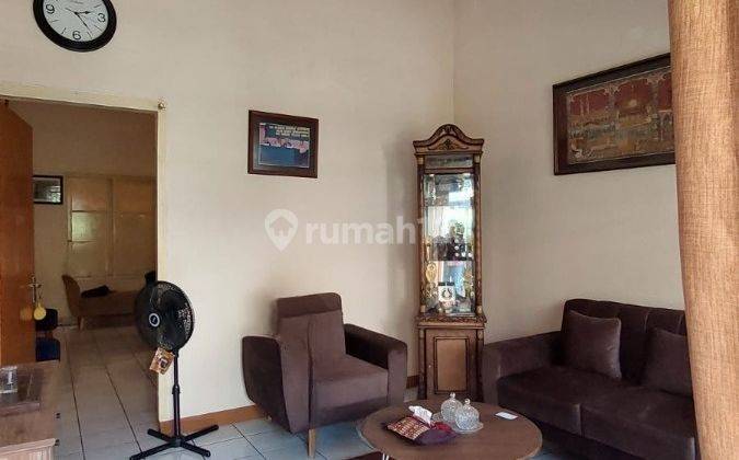 Dijual Rumah Terawat Strategis Sayap Riau Bandung 1