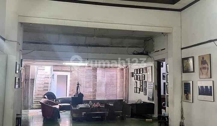 For Sale House On Supratman Main Road Bandung 2