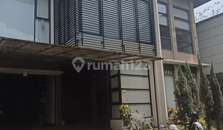 Jual Rumah di Setiabudi Jual Rumah di Setiabudi