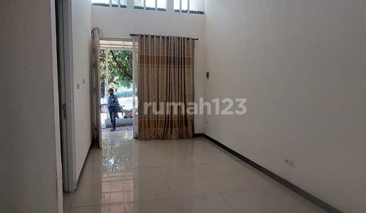 Jual Rumah Siap Huni di TKI 5, Pinewood Jual Rumah Siap Huni di TKI 5, Pinewood