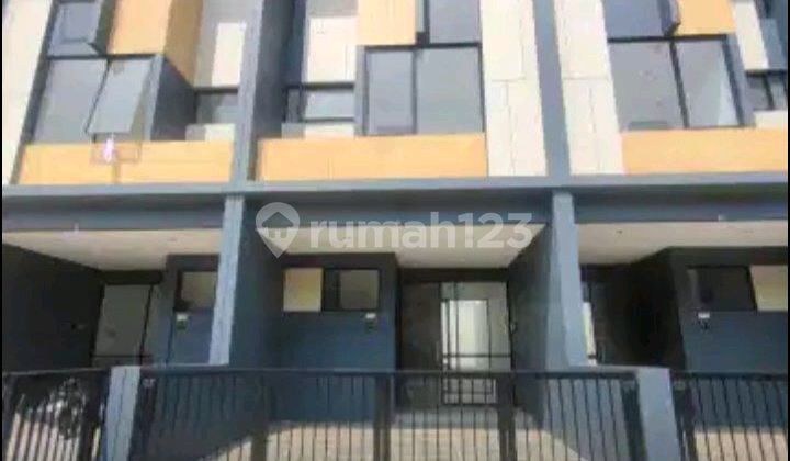 Rukan Multifungsi 3 Lantai di Grand Wisata Harga Terbaik