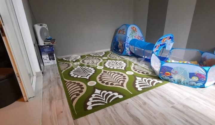 Rumah Minimalis Hoek Dijual Full Furnish