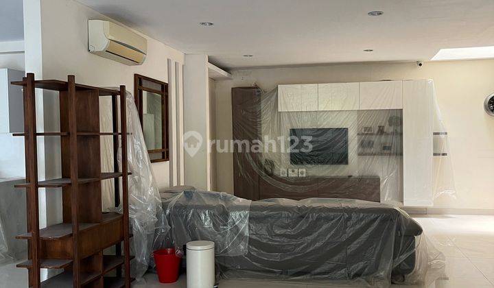 Dijual Rumah Mewah di Pik 3 Lantai Luas 15x18, Fully Furnished 2