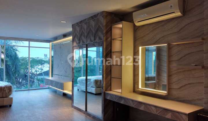 Dijual Ruko di PIK 1 Metro Gallery Uk 4,5x15 Lokasi bagus