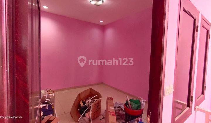 Rumah 3,5 Lantai Bagus SHM di Pluit Karang Ayu, Ukuran 6x17m 1