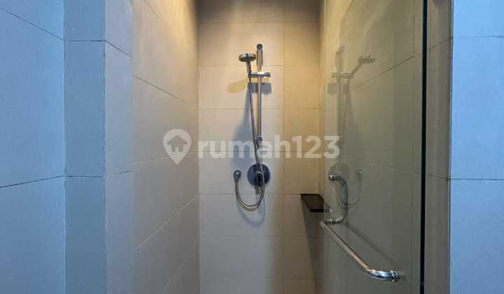 For Sale: Hawai Cluster House Size 8x12.5 Semi Furnished 2