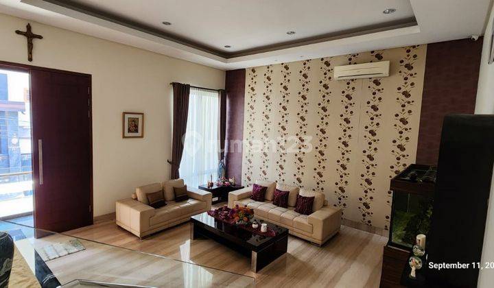 Rumah 3 Lantai Bagus Furnished di Muara Karang, Jakarta Utara 2