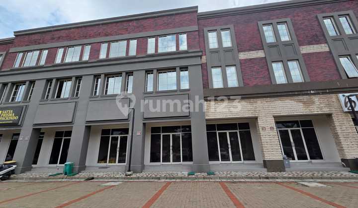 For Quick Sale: Boston Pik 2 Shop House, Size 4.5x15, 3 Floors, Neat, Very Suitable for Office Use. For Quick Sale: Boston Pik 2 Shop House, Size 4.5x15, 3 Floors, Neat, Very Suitable for Office Use.