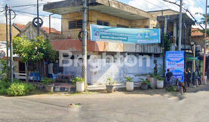 Rumah Nol Jalan Raya Mawar Banyuwangi Posisi Hook 2