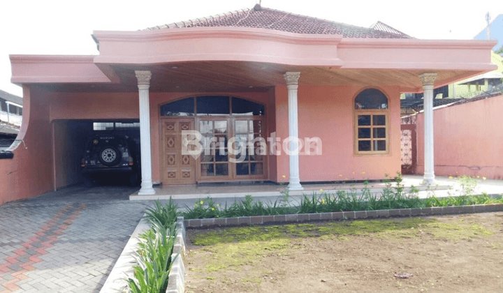 Rumah Jl Sutan Agung Batu 1