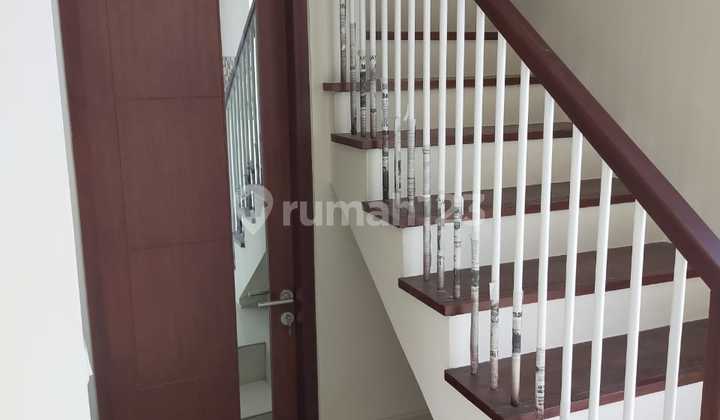 Rumah Murah Mewah 2 Lantai Desain Minimalis Cluster Greenland Kalijaga Cirebon 3
