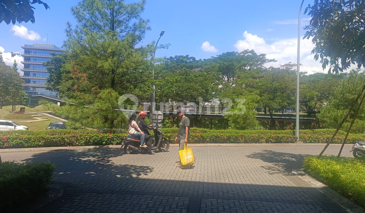 For Rent, Adjacent Shophouse Near Toll Access, Yc Hub Shophouse, 3 Floors, Move-in Ready. 2