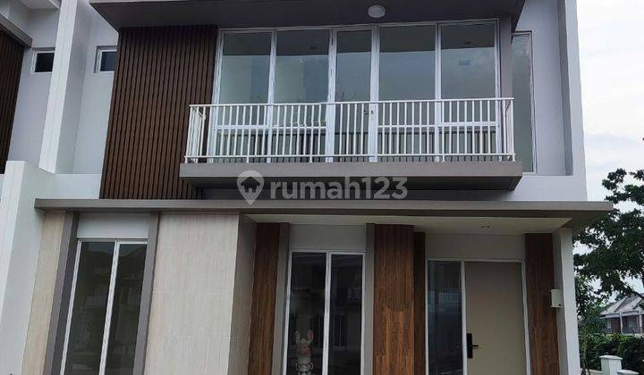 Rumah Baru Hoek Hunian Eksklusif Nuansa Keindahan Jepang.nara Vilage Paramount Serpong 1