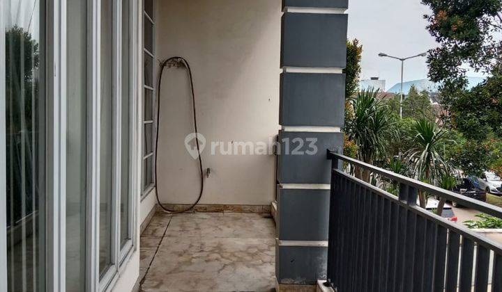 Rumah 3 Lantai Pinggir Jalan di Gading Serpong, Tangerang 2