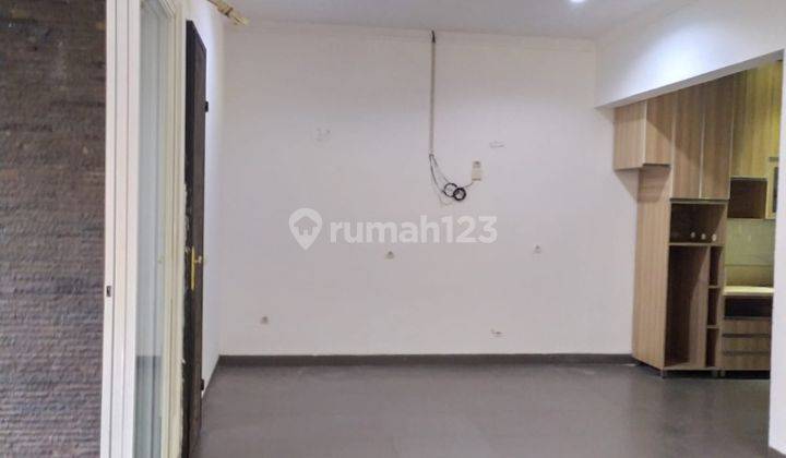 Rumah 2 Lantai THE GREEN Hadap Utara Bsd Tangerang 6