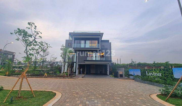 Rumah 3 Lantai Exclusive Kawasan Elit With Rooftop Garden Dekat Tol Dan Mall di Bsd, Tangerang 2