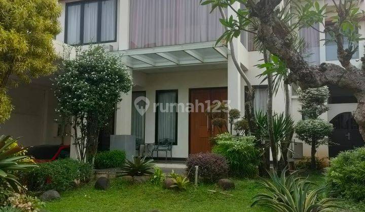 Rumah 2 Lantai Furnished SHM di Bsd Taman Giri Loka, Tangerang 1