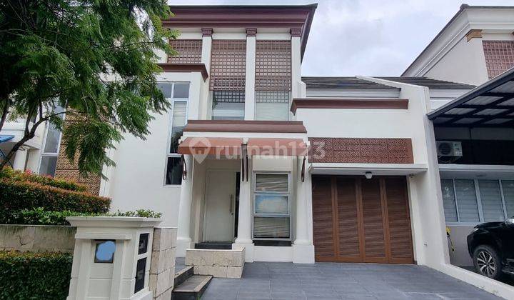 Rumah 2 Lantai Cluster Sheffield Hunian Hijau Udara Segar Seperti Resort Dekat Qbig di Bsd Green Wich, Tangerang 1