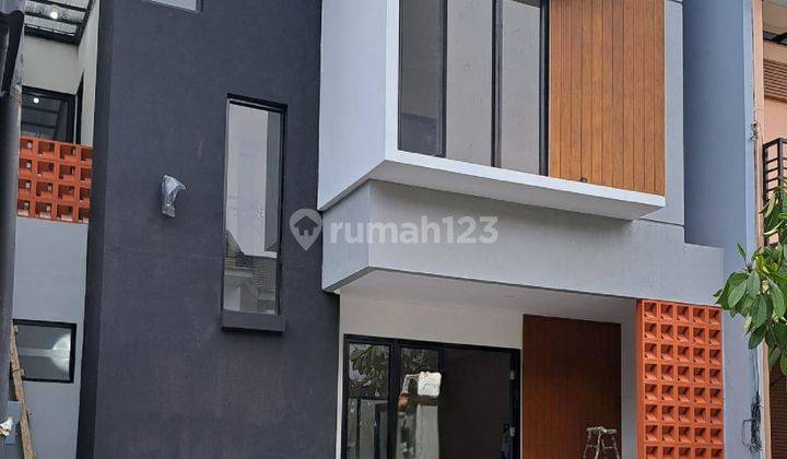 Rumah Baru Dua Lantai Dalam Cluster Asri Dan Aman Lokasi Dekat Pasar Moderen Dan Tol Bsd di Bsd Neo Catalonia, Tangerang 1