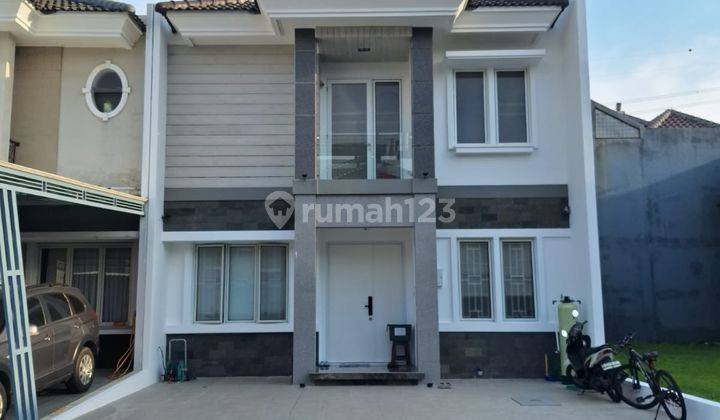 Rumah Tiga Lantai Cluster Lavender Dekat Summarecon Mall Dan Pasar Moderen di Gading Serpong, Tangerang 1