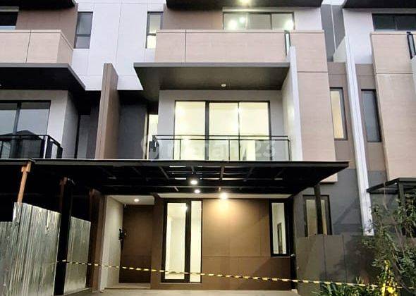 Rumah 3 Lantai Kiyomi Zora Semi Furnished Lokasi Dekat Grand Lucky Dan Rans Nusantara di Bsd, Tangerang 1