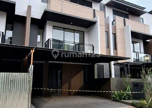 Rumah 3 Lantai Kiyomi Zora Semi Furnished Lokasi Dekat Grand Lucky Dan Rans Nusantara di Bsd, Tangerang 2