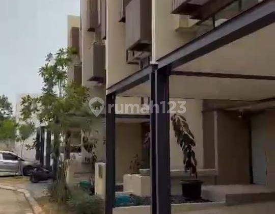 Rumah 2 Lantai Furnished di Impresahaus R Lokasi Dekat Grandlucky Dan Danau Vanya Tabebuya Bsd, Tangerang 2