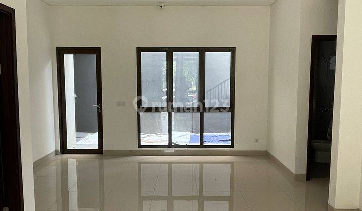 Rumah 2 Lantai Unfurnished Lokasi Dekat Tol Dan Grandlucky Market di Mozia, Bsd Tangerang 2