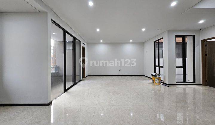 Rumah 3 Lantai di Kazumi Zora Bsd City Lokasi Dekat Grandlucky, Tangerang 1