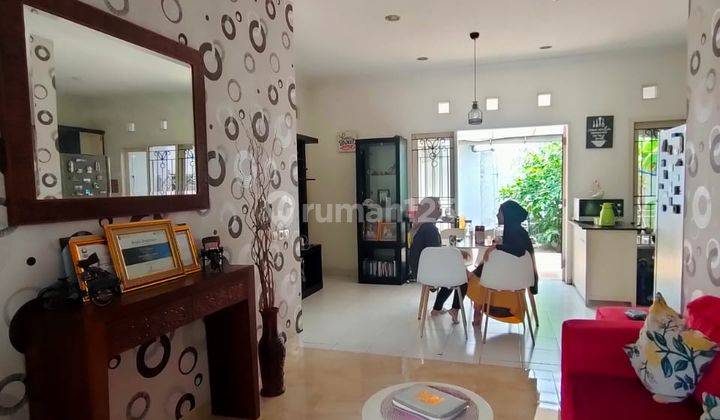 TURUN HARGA JUAL CEPAT Rumah Taman Chrysant 1, Kencana Loka BSD City Tangerang 1