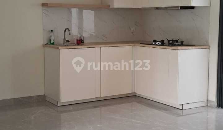 FOR SALE NICE House in CARSON Scientia Cluster, Gading Serpong, Tangerang STRATEGIC LOCATION 2