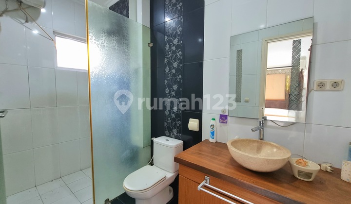 for sale Semi Furnished House SHM Fresco Aria BSD Foresta, Tangerang 2