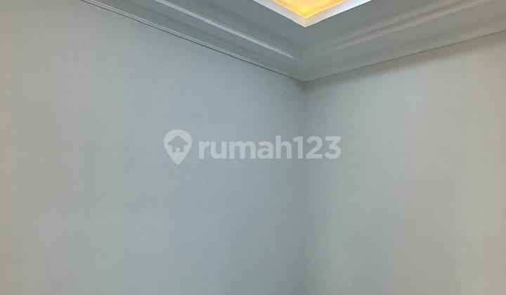 Bebas Banjir, Rumah, 2 Lantai, Dekat Sekolah Internasional 2