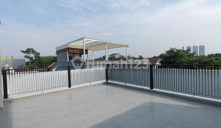 FOR SALE Nice Semi Furnished House in ETERNITY CLUSTER BSD The Icon, Tangerang NEAR AEON MALL AND TOLL ROAD 2