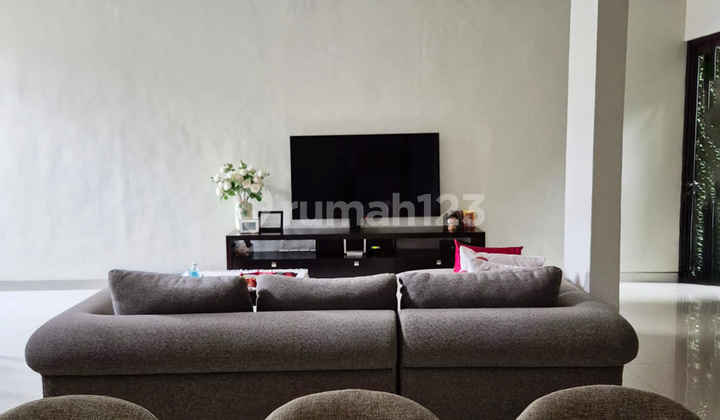 FOR SALE Furnished House SHM Mayfield BSD Green Wich Cluster, Tangerang 2